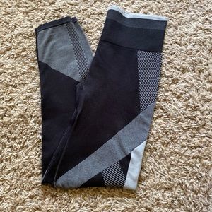 Pink by VS cool and comfy leggings size small